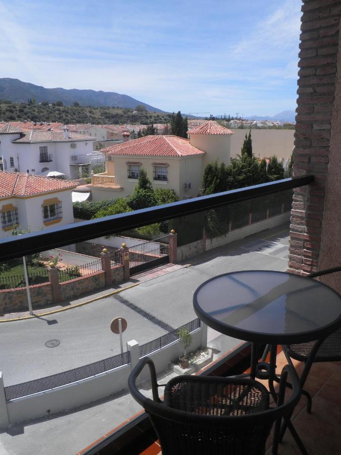 Apartamentos Santa Clara Альхаурин-де-ла-Торре Экстерьер фото